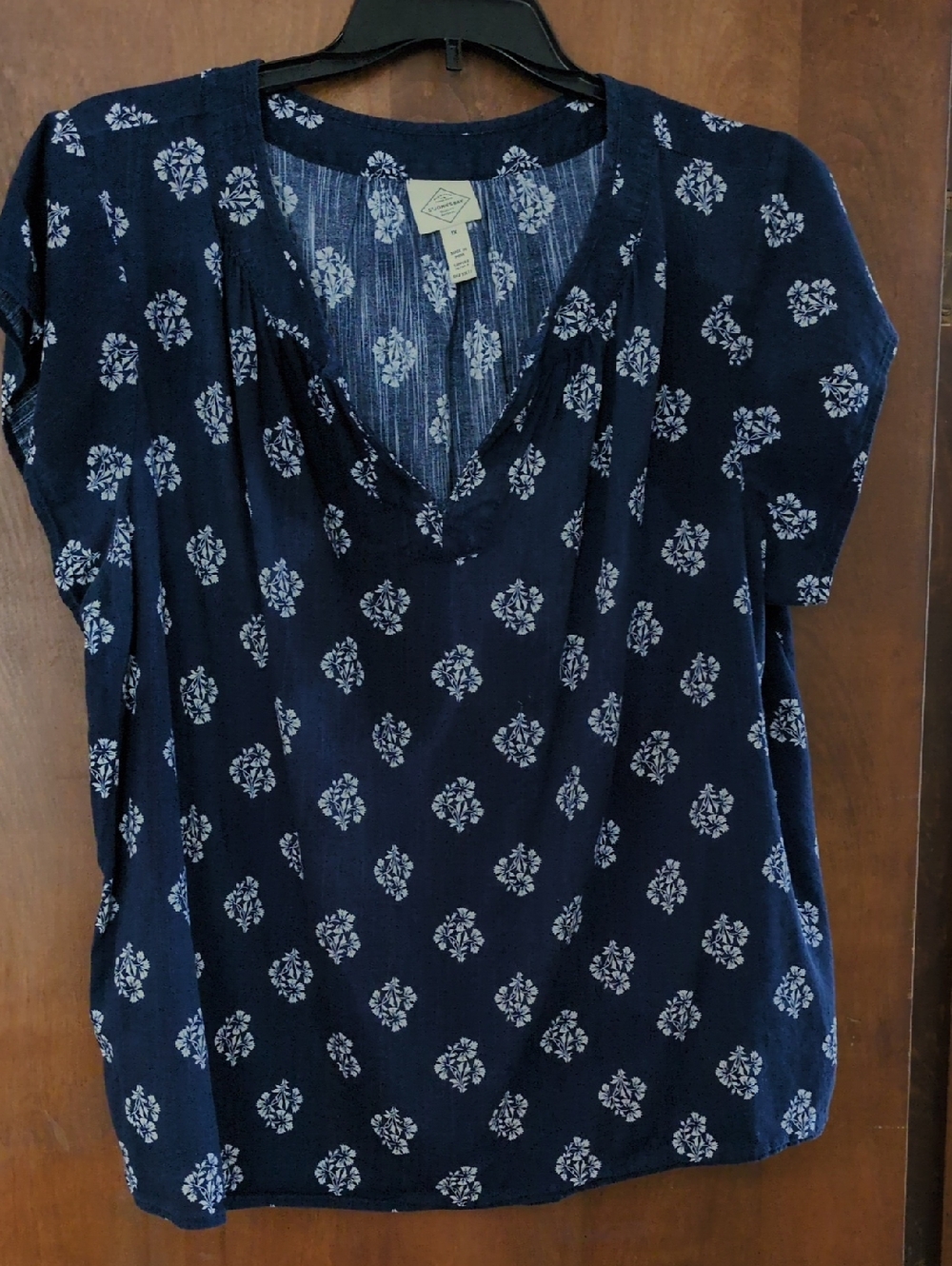 St. John's Bay Navy Floral V-Neck Short Sleeve Top